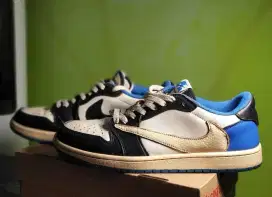 Jordan 1 Retro Low X Fragment Design X Travis Scoot - Size 41