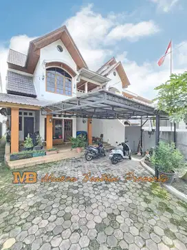 DISEWAKAN RUMAH BAGUS FULL FURNISHED DI JL.SAMBU SIMPANG EMPAT