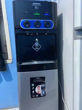 Dispenser Sanken