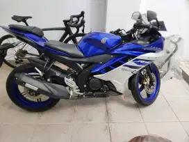 Yamaha R15 warna biru, KM masih 8.000