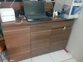 Lemari multifungsi bisa untuk CS dan Kasir