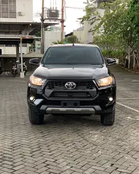 Toyota Hilux G Manual Double Cabin 2025