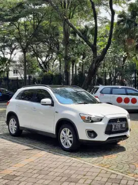LOW KM 77rb!!! Mitsubishi Outlander 2.0 PX AT 2015 - Putih