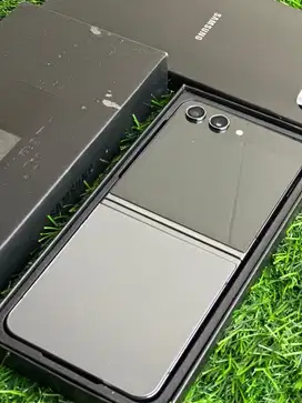 Samsung z flip5 8/256 SEIN