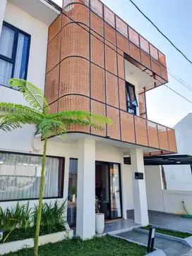 Rumah CANTIK Full Furnished dekat Pusat Kota Yogyakarta