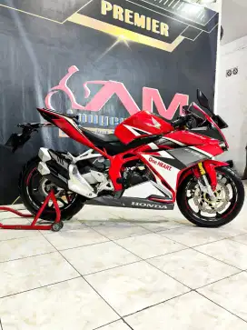 Honda CBR250RR red racing sport 2020 odo 300 perak like new no minus