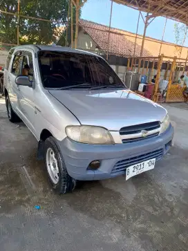 DAIHATSU TARUNA 2004