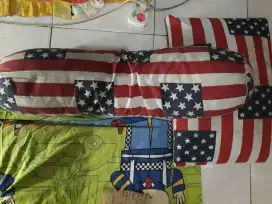 Bantal & Guling Prelove. Motif bendera. Apa adanya.