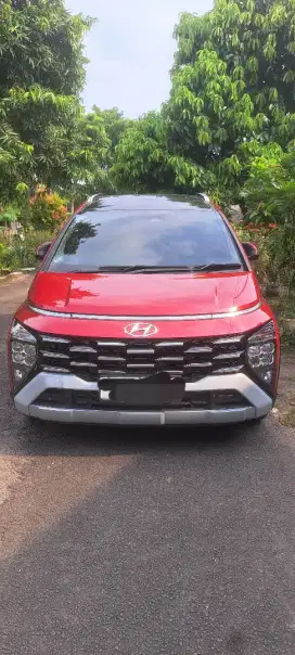 Dijual hyundai stargazer x prime 1.5 2 tone (captain seat)