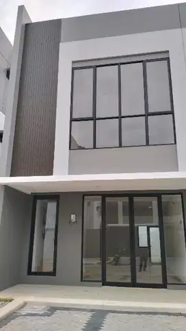 Disewakan Ruko 2 Lantai Uptown Avenue Lippo Cikarang, 85 Juta/Tahun!
