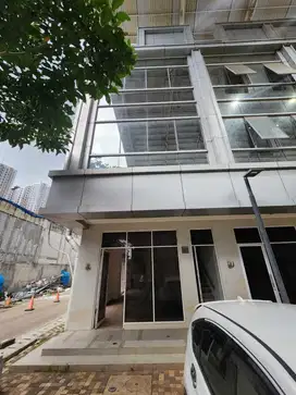 Sewa Ruko Shibuya PIK Tipe Hoek Sangat Strategis cuma 128 Juta/Tahun!