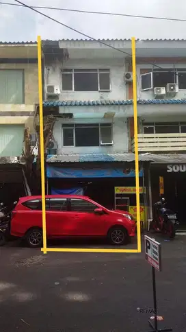 Ruko 3 Lantai Siap Pakai Dijual, di Denpasar Barat