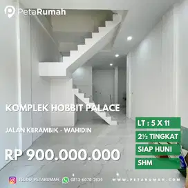 Rumah cantik Komplek hobbit palace daerah wahidin dan asia