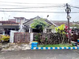 Rumah 2 Lantai Kamar Banyak Daerah Tidar, Dekat UNMER