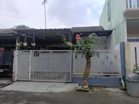 Rumah Strategis di Taman Anyelir 3 Kawasan Grand Depok City