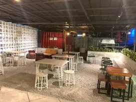 Ruang Usaha Cafe Dekat Aeon Mal