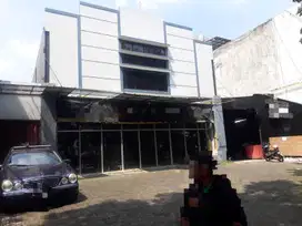 DISEWAKAN TEMPAT USAHA DI SURYA SUMANTRI BANDUNG