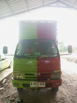 Hino Dutro Box Over 130 MDL