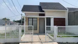 RUMAH SIAP HUNI FREE PAGAR KANOPI BELAKANG RUMAH POSISI HOOK