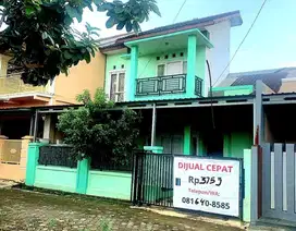 RUMAH 2 LANTAI 4 KAMAR HANYA Rp 375 JUTA