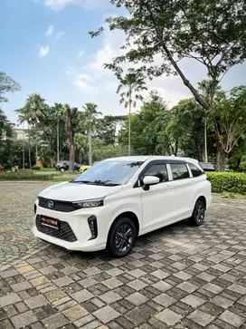 Dijual Daihatasu Xenia 1.3 x Putih – Elegan, Irit, dan Nyaman