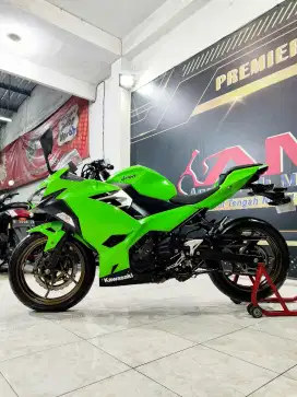 Kawasaki All-New Ninja 250 Hijau mewah dp minim.Anugerah motor rungkut