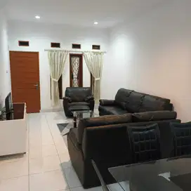 Jual Rumah Siap Huni di Taman cibaduyut Indah