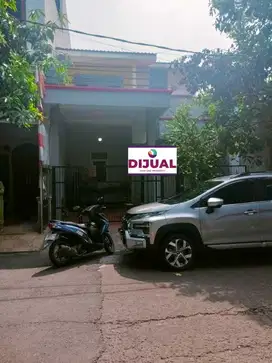 Dijual rumah 2 lantai di prima harapan regency bekasi Utara