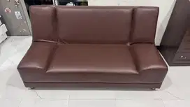 Sofa Bed warna Dark Brown / Coklat Tua, Kondisi Bekas Sangat Layak