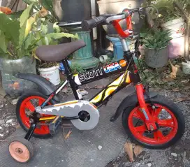 Sepeda anak R. 12 siap pakai