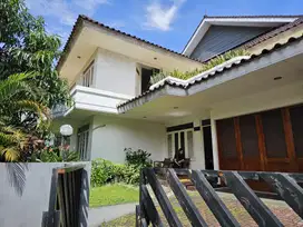 DIJUAL RUMAH MEWAH HARGA DIBAWAH NJOP DI BINTARO JAKARTA SELATAN