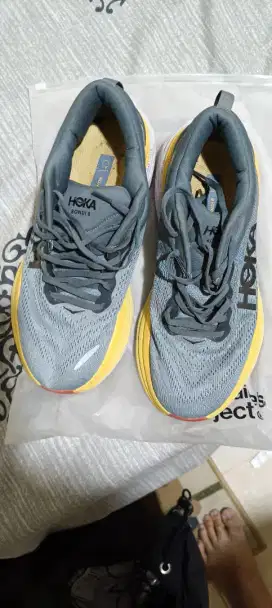 SEPATU Merk HOKA - ONE ONE