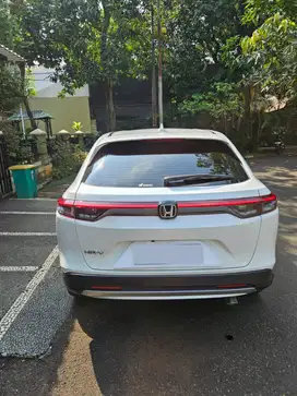 [LOW KM 12RB] HONDA HR-V E CVT / AT 2023 PUTIH