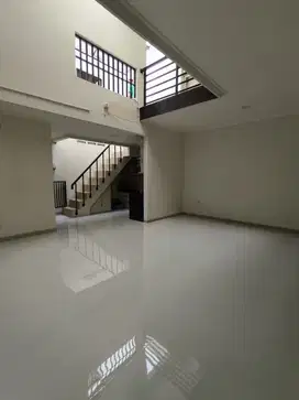 Disewakan Langka Rumah Mekar Wangi Lokasi Bagus