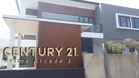 Dijual Rumah Besar ada Swimming Pool di Sektor 9 Bintaro RT-15879