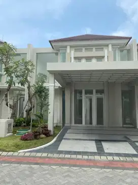 rumah grand pakuwon brisbane 2lantai minimalis