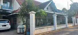 RUMAH CLASIK DI ARCAMANIK DKT PURI DAGO ANTAPANI