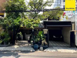 Dijual Rumah 2 lantai di Raya Mulyosari Surabaya