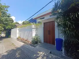 New 3 Bedroom Villa Lokasi Banjar Anyar Semer di Kerobokan