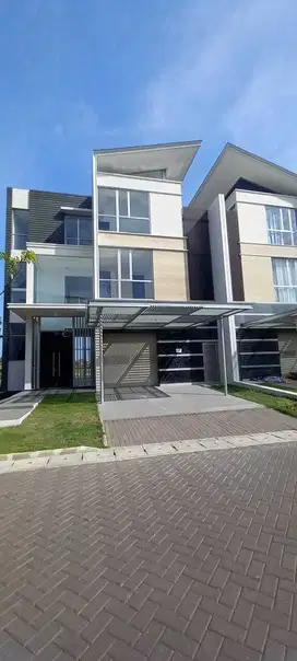 Rumah Mewah Golf Island Cluster Signature Uk 12x25 PIK Termurah