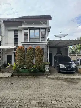 RUMAH 2 LANTAI DIJUAL MURAH FULLY FURNISHED DALAM CLUSTER CIRENDEU