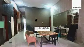 Nego Sampai Jadi! Jual Harga Cuan Kosan, 14 kamar, 3.5 lantai, BENHIL