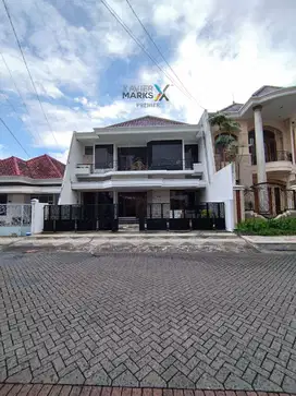 Dijual Rumah Mewah di Perum Elit Tengah Kota di Daerah Ijen, Malang