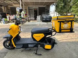 Motor Listrik Scooter Delivery  Merek Huahai