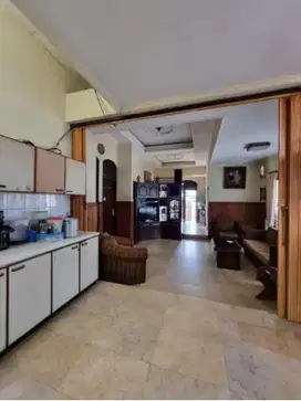 RUMAH 4 KONTRAKAN & KOST Kebayoran Baru Jakarta Selatan
