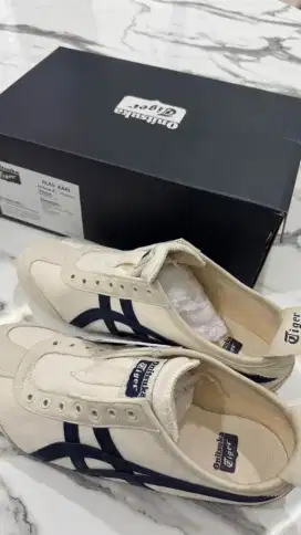 Dijual sepatu asli onitsuka tiger