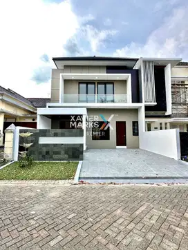 Rumah Mewah 4 Kamar Siap Huni di Araya Golf Malang