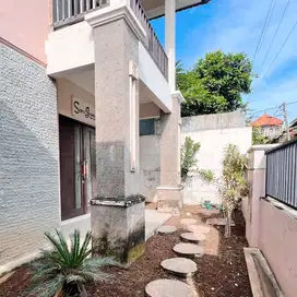 Dijual Rumah 4 Kamar Full Furnish di Dalung Permai
