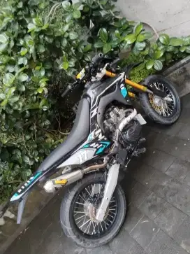 Di jual CRF besik megapro mono