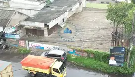 Sewa Tanah dan bangunan Ex matrial di JL raya Curug PLP -Tangerang